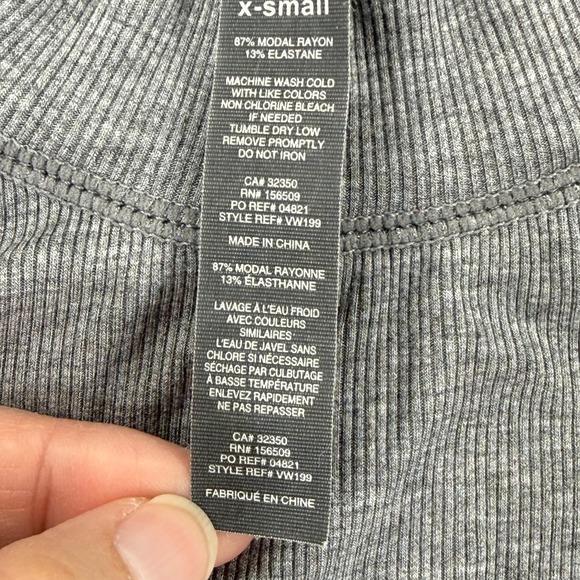 Vuori Mudra Long Sleeve Mock Neck Ribbed Crop Top Charcoal Grey XS READ - Picture 3 of 9